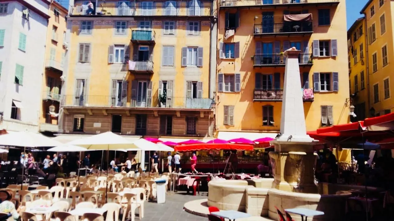 Appartement Coeur Du Vieux Nizza Francia